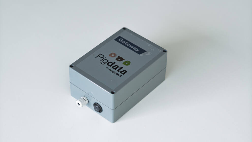 Pigdata pig farm monitoring gateway