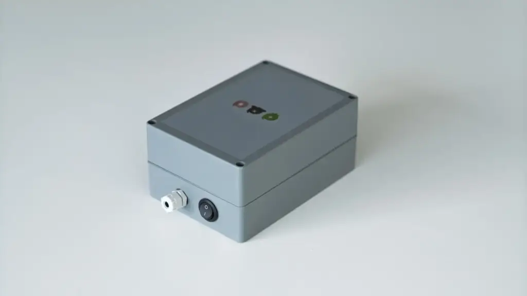 Wireless Pig Farm Environmental Monitoring System